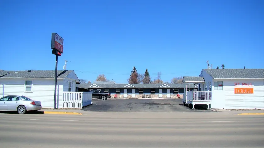 St. Paul Lodge - Image 1