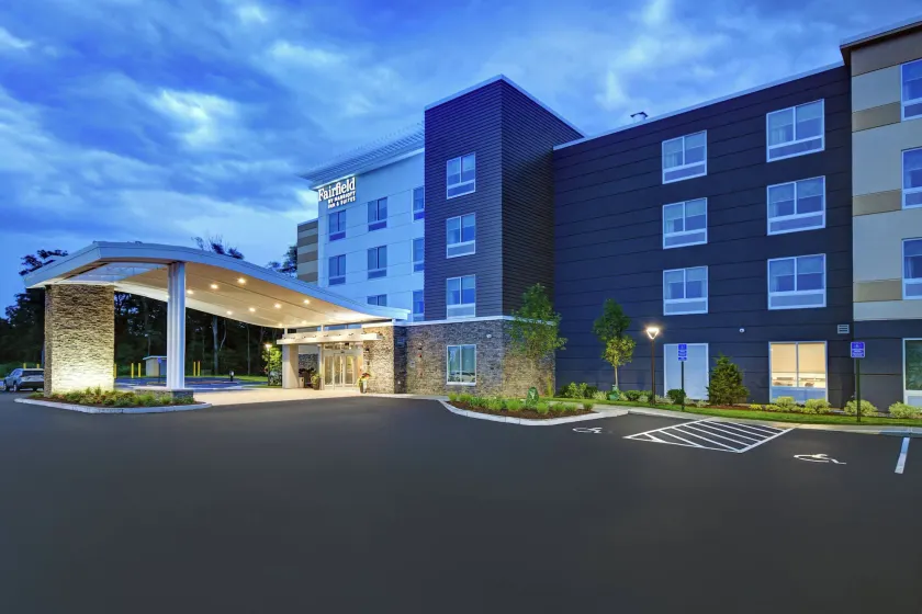 Fairfield by Marriott Inn & Suites Mansfield - Image 1