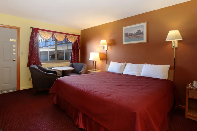 Regency Inn - Image 1