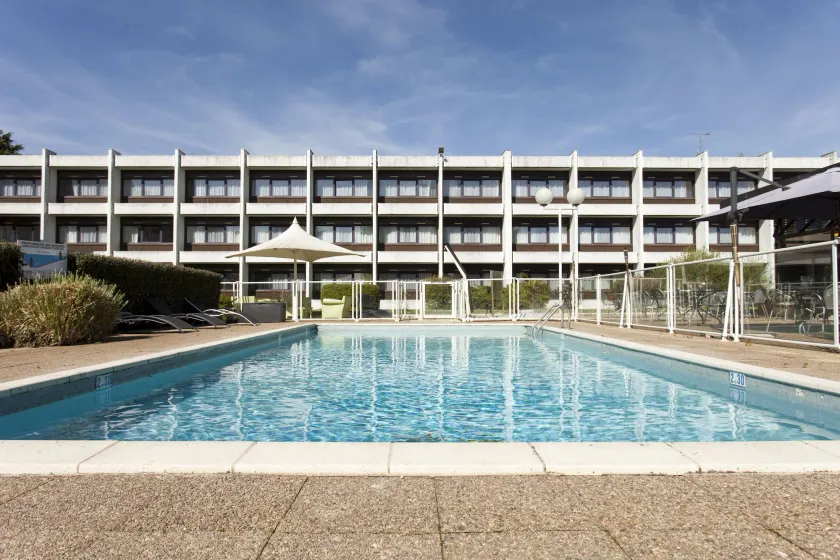 Novotel Blois - Image 1
