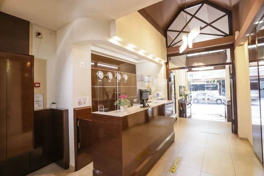 Aegeon Hotel - Image 1