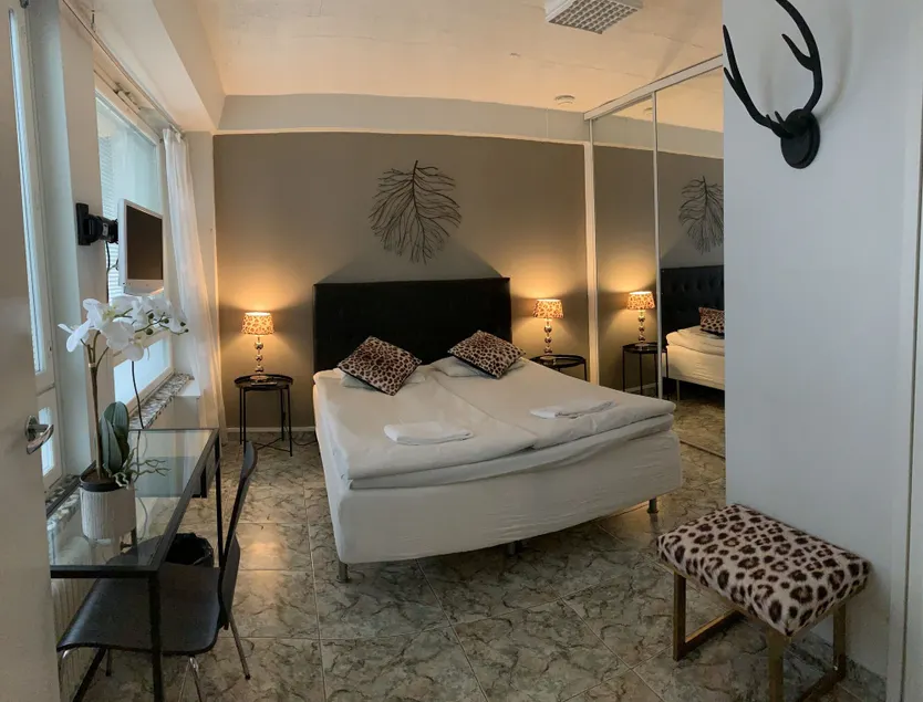 Hotel Harriet - Image 1