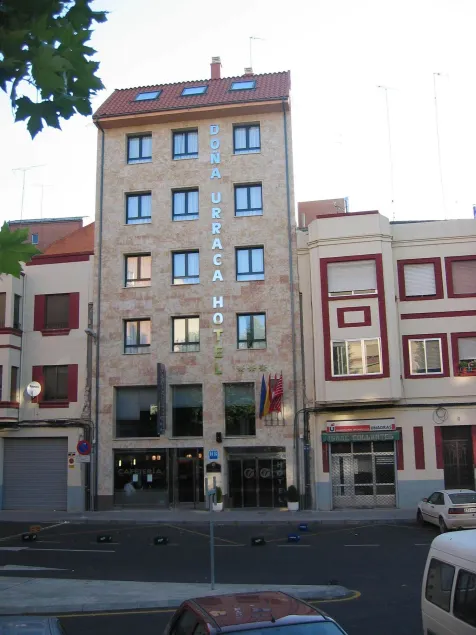 Hotel Doña Urraca - Image 1
