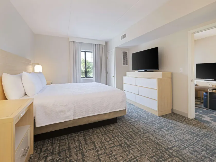 Homewood Suites by Hilton Parsippany-Troy Hills - Image 1