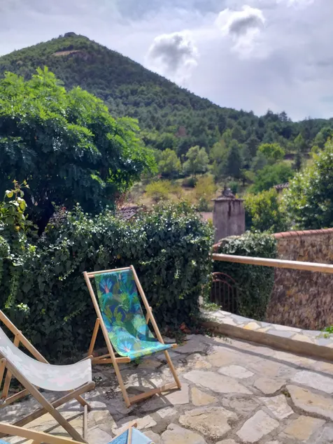 GITE AVEC TERRASSE - Image 1