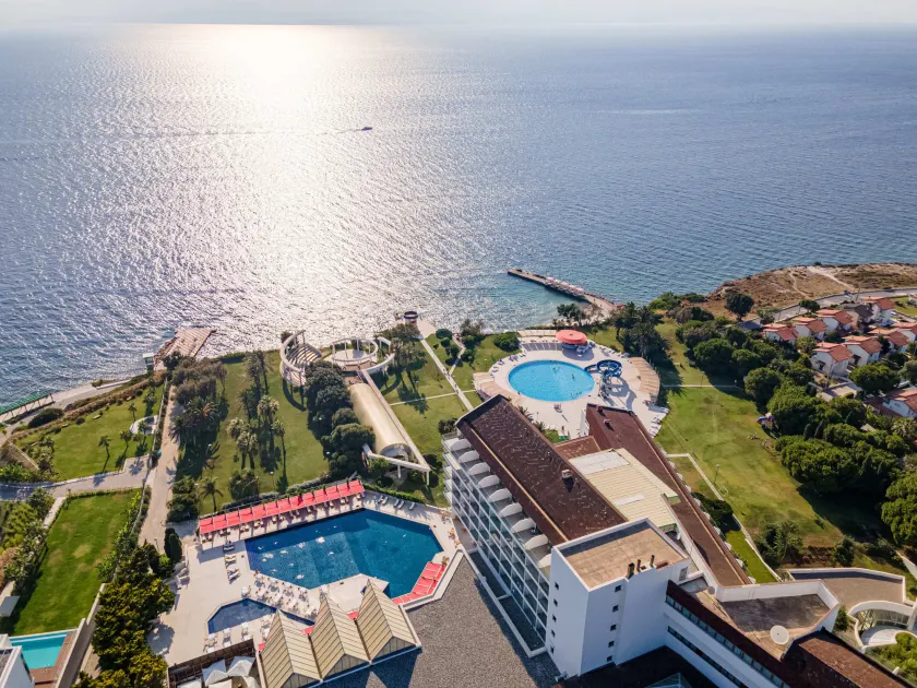 Grand Hotel Ontur Cesme - Image 1