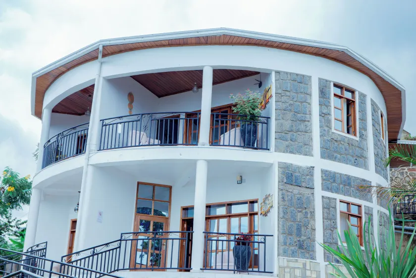 KIGUFI HILL HOTEL - Image 1