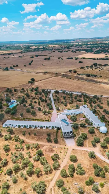 Montimerso Skyscape Country House  - Image 1