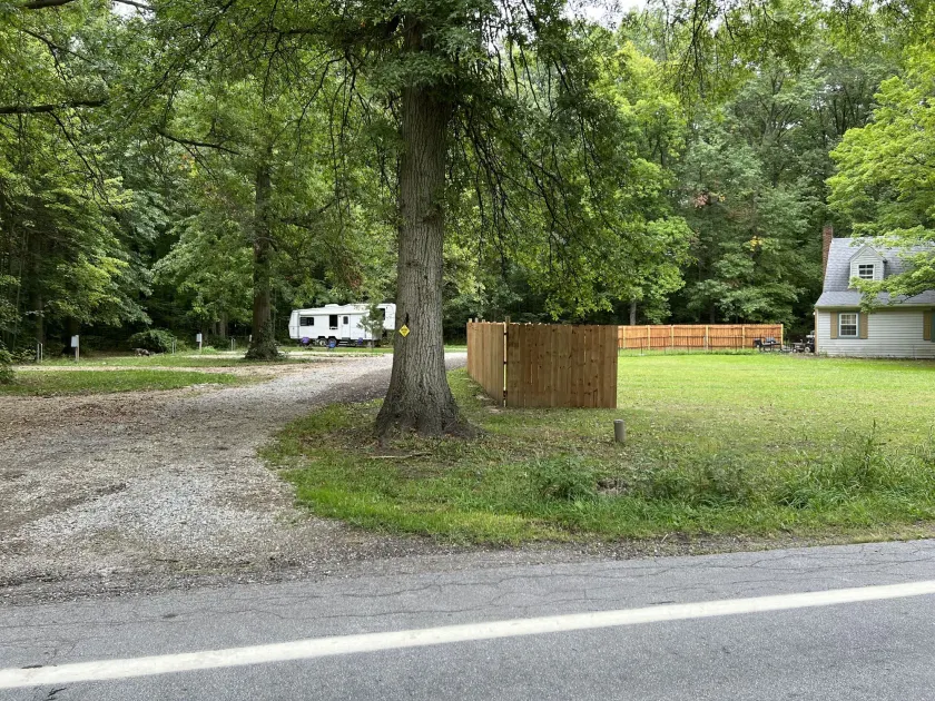 Prairie House RV Spaces - Image 1