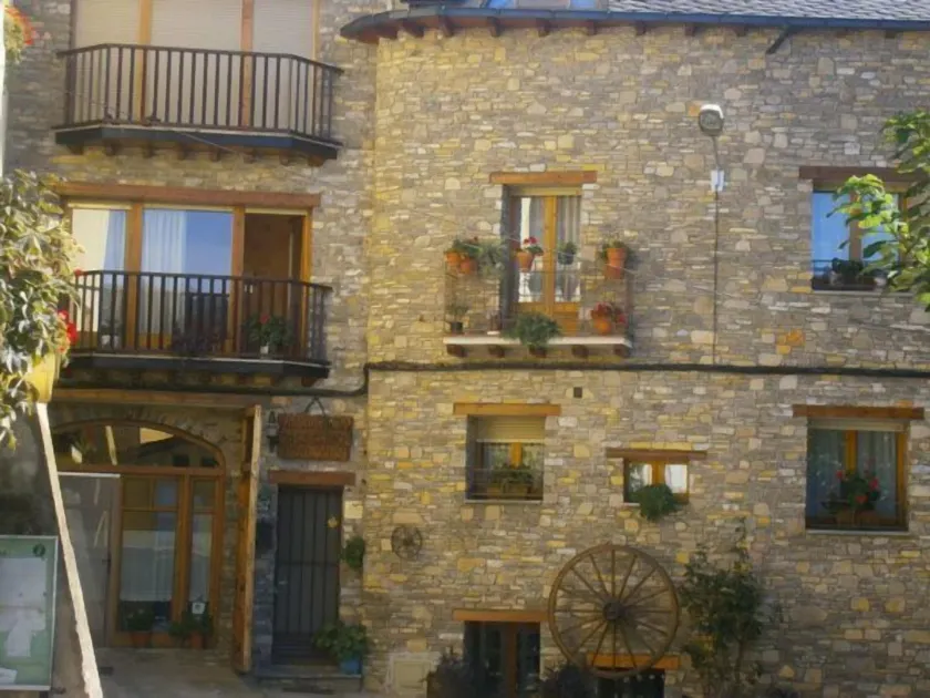 Apartament casa Rural Cal Xico d'Adrall -La Seu d'Urgell-Andorra - Image 1
