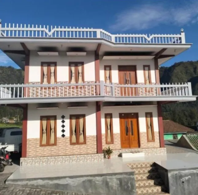 Bromo Seruni Astungkara Homestay - Image 1