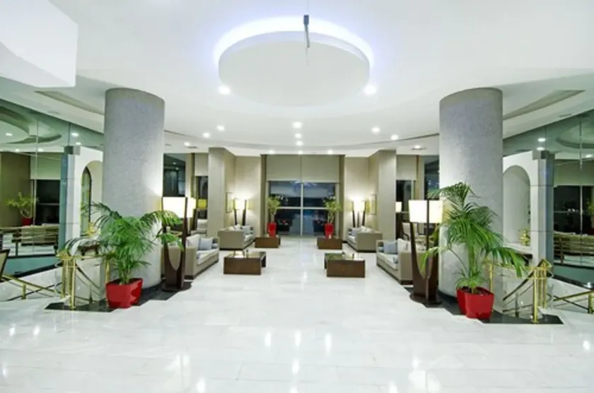 Korumar Hotel Deluxe - Lobby