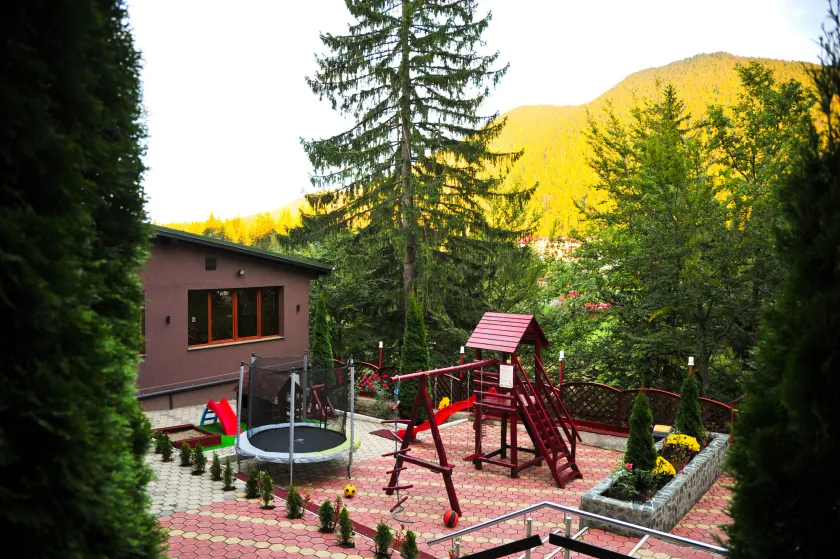 Royal Boutique Hotel Poiana Brasov - Image 1