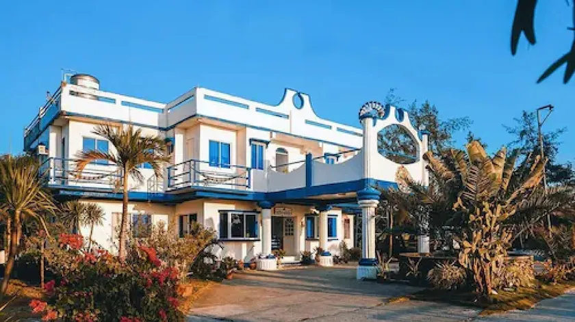 Club Monet Beachfront Resort by Cocotel - Image 1
