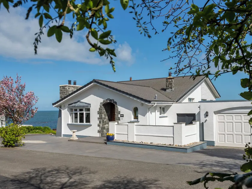 Rocklyn Lodge - Image 1
