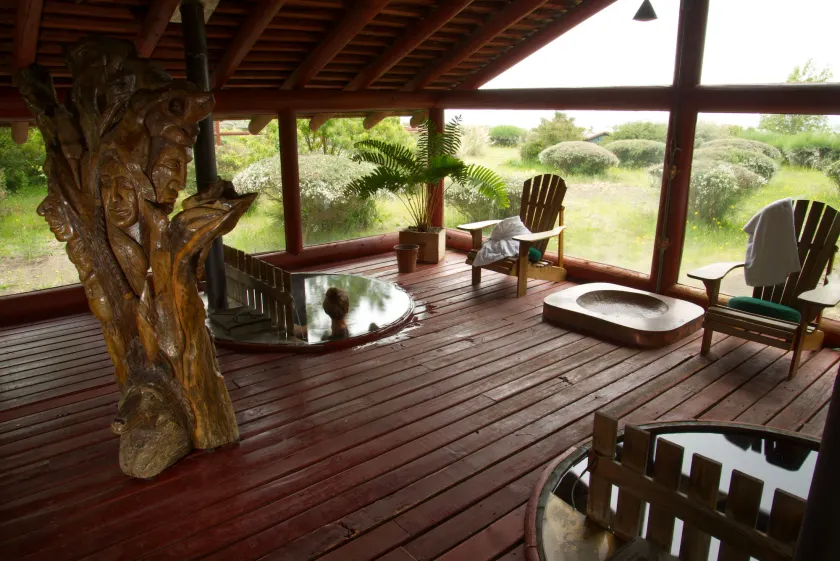 YAN KEE WAY LODGE BUNGALOW - Image 1