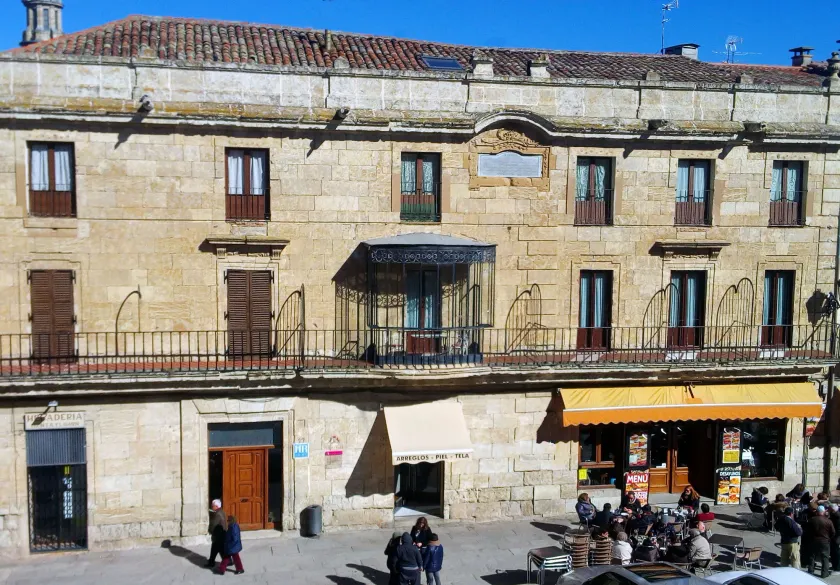 Apartamento Palacio Antigua Audiencia - Image 1