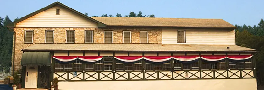 Mountain Creek Tavern - Image 1