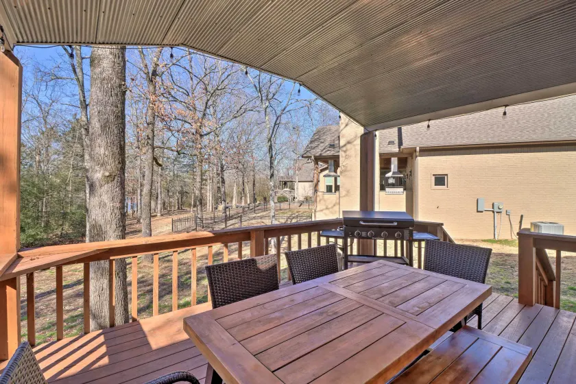 Lakefront Greers Ferry Cabin w/ Covered Boat Slip! - Image 1