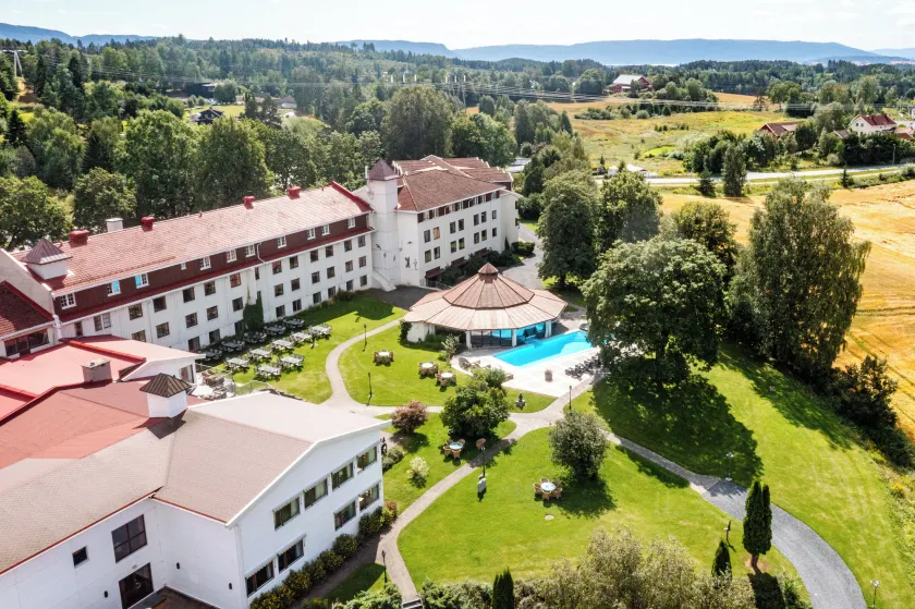 Klækken Hotel - Image 1