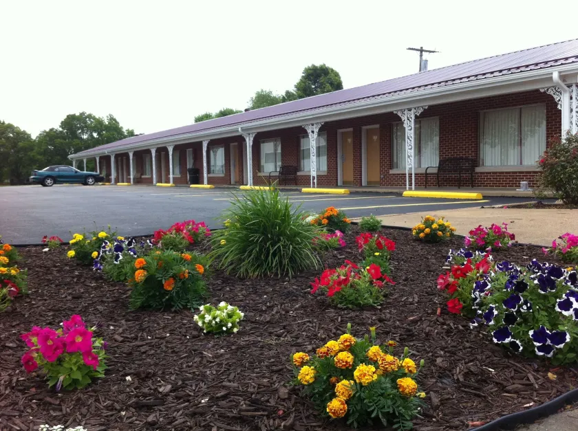 Eldon Inn - Image 1