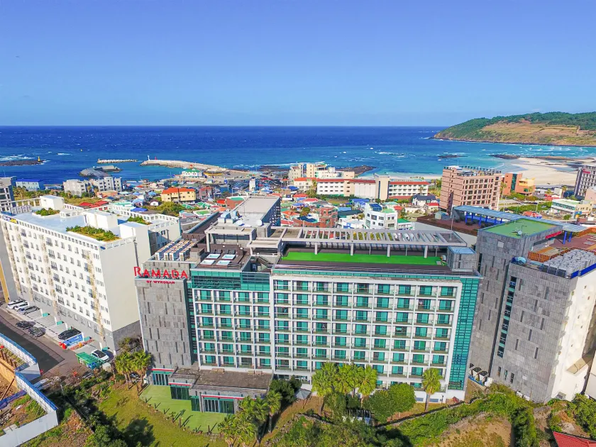 Ramada by Wyndham Jeju Hamdeok - Image 1