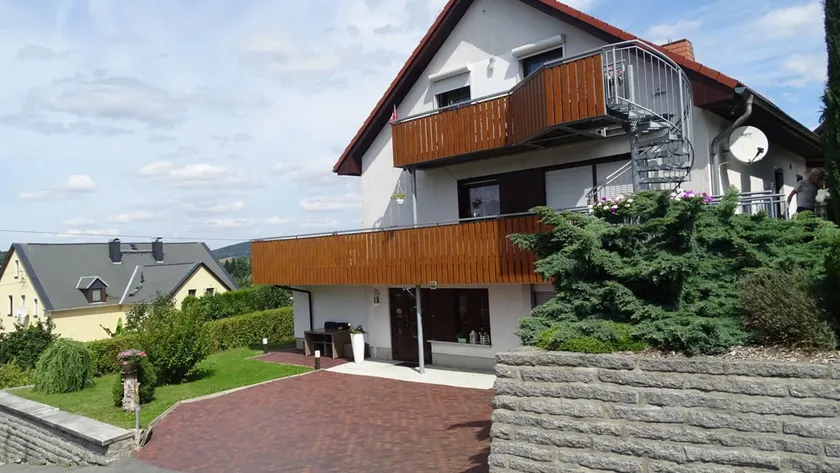 Gästezimmer & Ferienwohnung Berge - Image 1