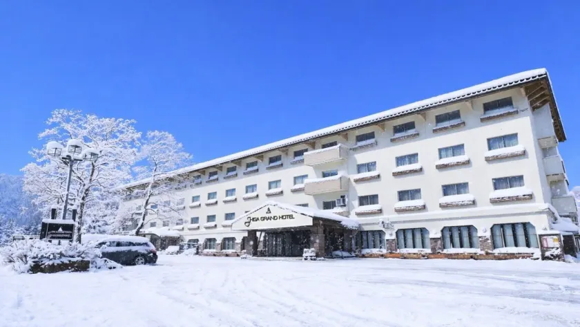 Shiga Grand Hotel - Image 1