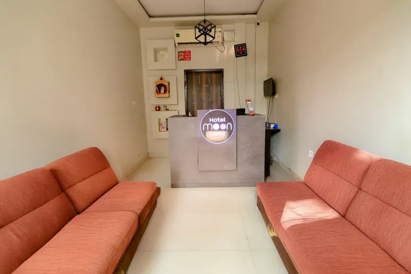 MOON LAND HOTEL - Hall