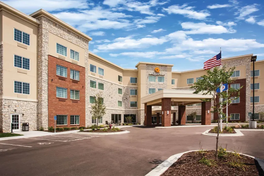 La Quinta by Wyndham St. Paul-Woodbury - Image 1