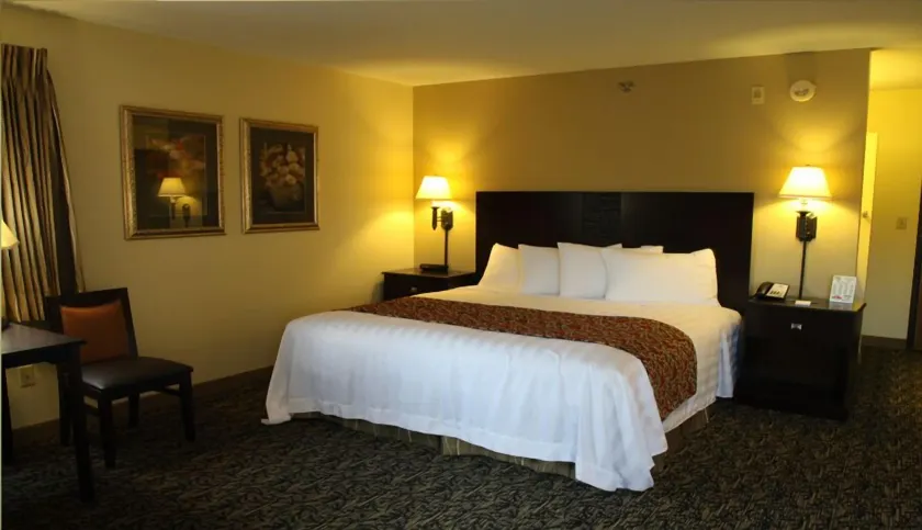 Valley Inn Sanford Medical Center - Image 1