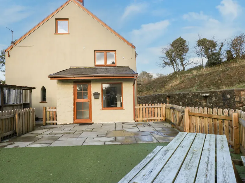Nant Moel Isaf Farm - Image 1