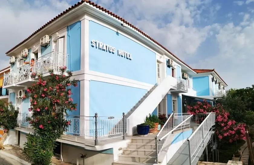 Stratos Hotel - Image 1
