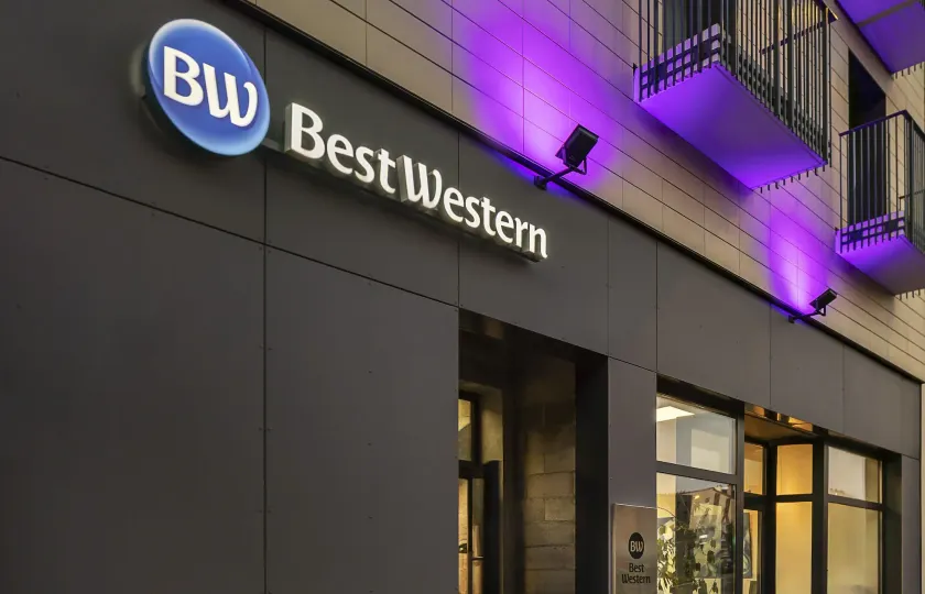 Best Western 11BAUER Paris Saint-Ouen - Image 1