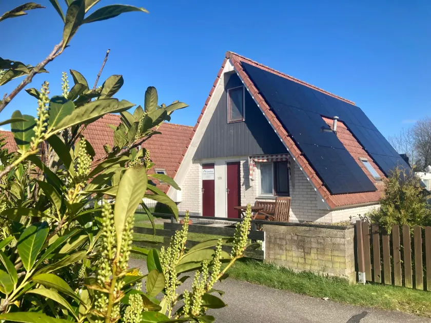 Trevligt svenskt stilhus på en typisk nederländsk gracht. Nära till nationalparken - Image 1
