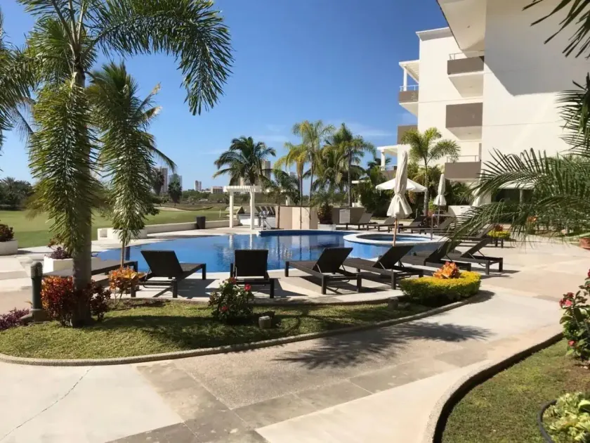Condos SB - Image 1