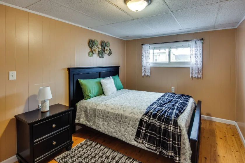 Family-friendly Altoona Abode w/ Spacious Patio! - Interior