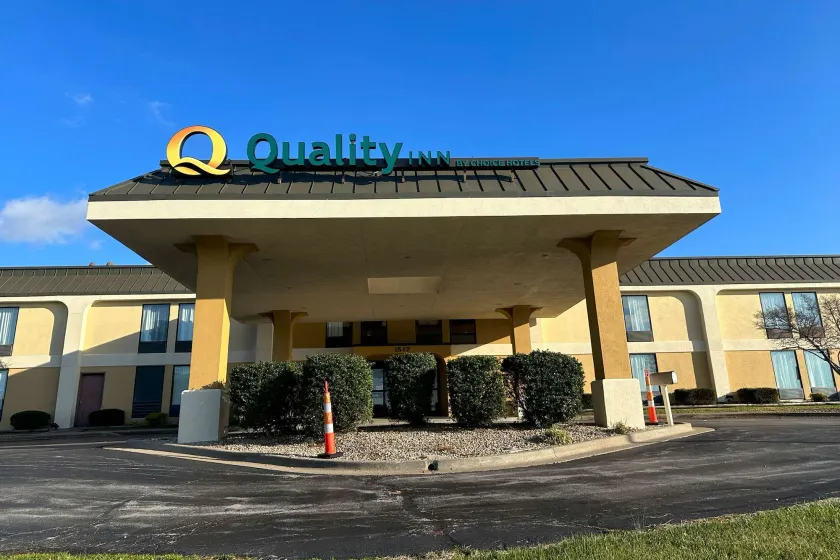 Quality Inn Perryville I-55 - Image 1