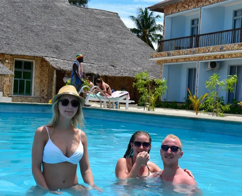 Serene Beach Resort - Image 1