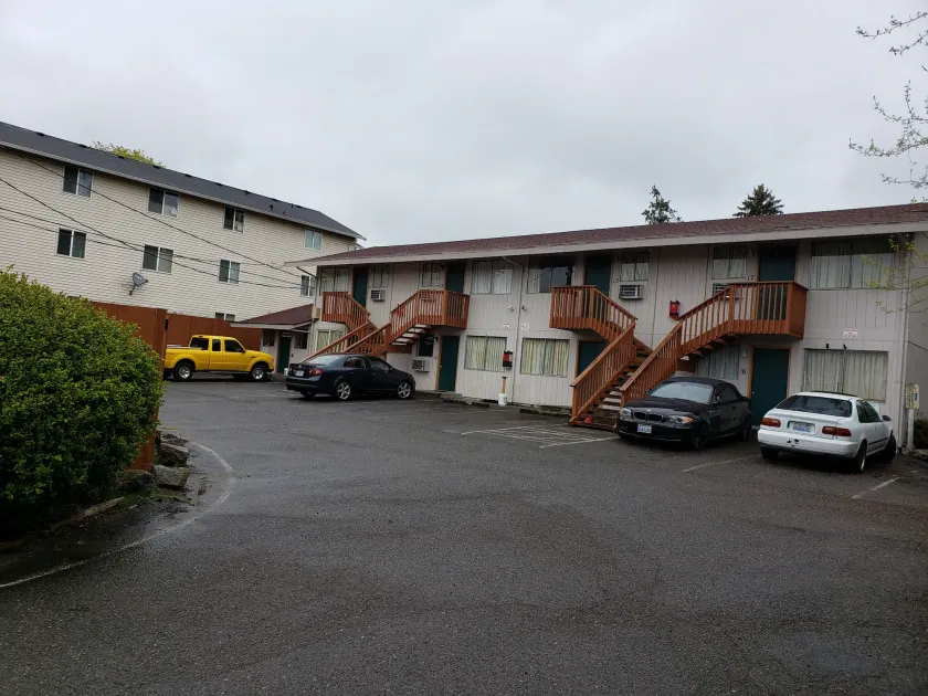 Pacific Lodge Tacoma - Image 1