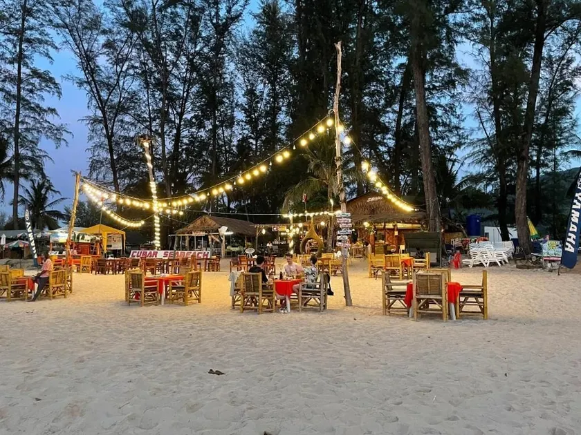 Bangtao Beach Chalet Resort - Image 1