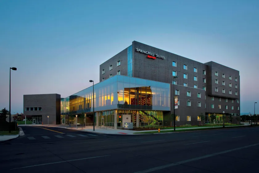 SpringHill Suites by Marriott Denver Downtown - Image 1