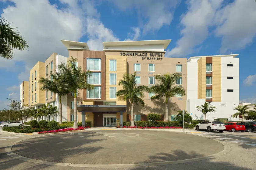 TownePlace Suites Miami Kendall West - Image 1