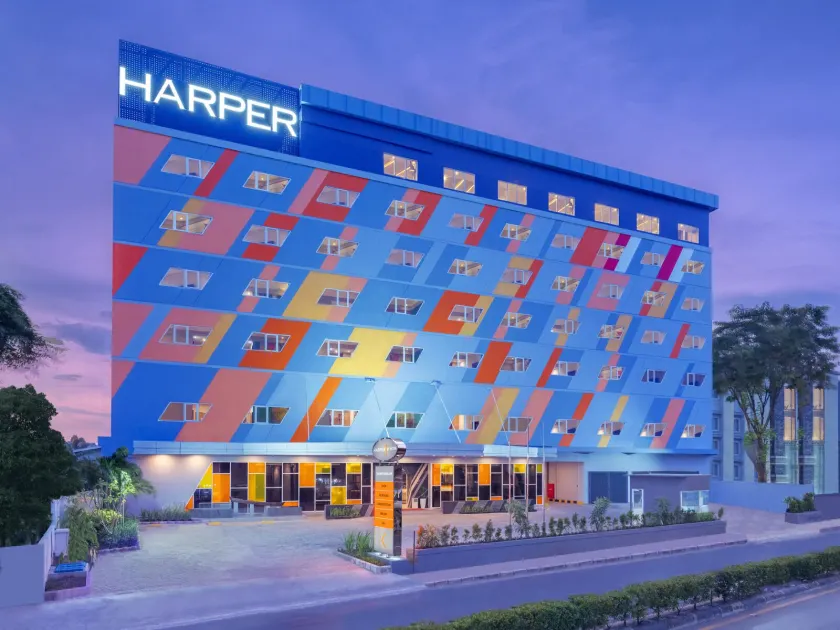 Harper Banjarmasin by ASTON - Image 1