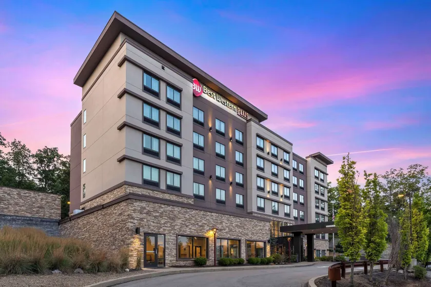 Best Western Plus Cranberry-Pittsburgh North - Image 1