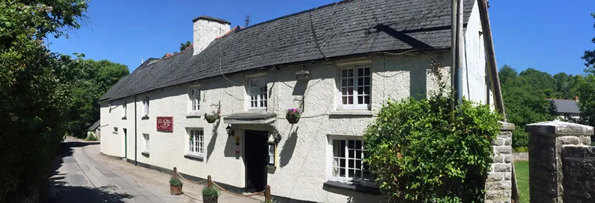 Fox And Hounds Llancarfan - Image 1