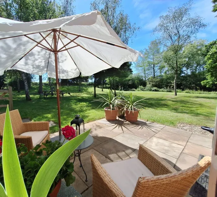 The Smarden Snug for garden lovers - Image 1