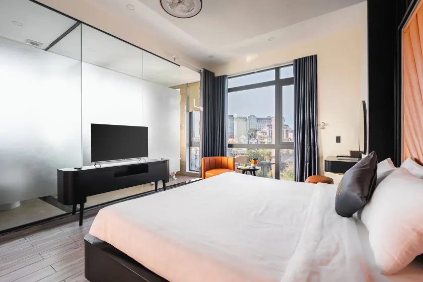 Greenview City Hotel - Image 1