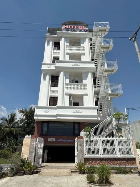 OYO 1296 Phu Loc Xuan Hotel Danang - Image 1