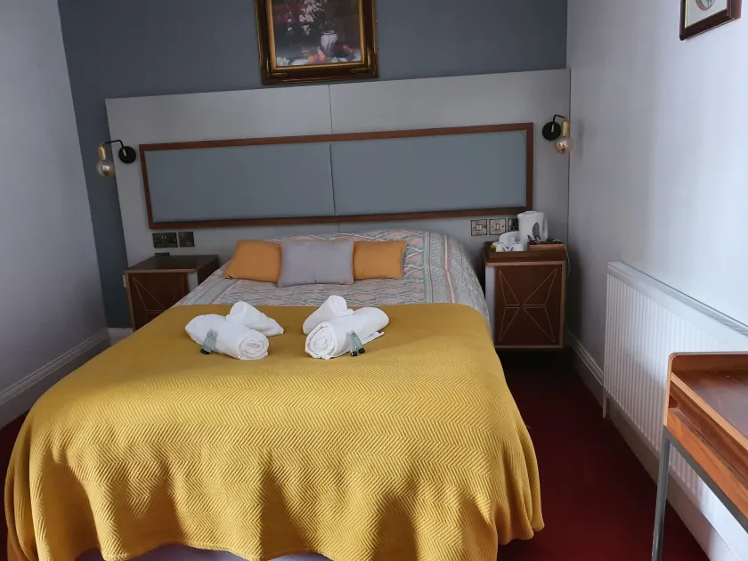 The Royal Hotel  - Zimmer